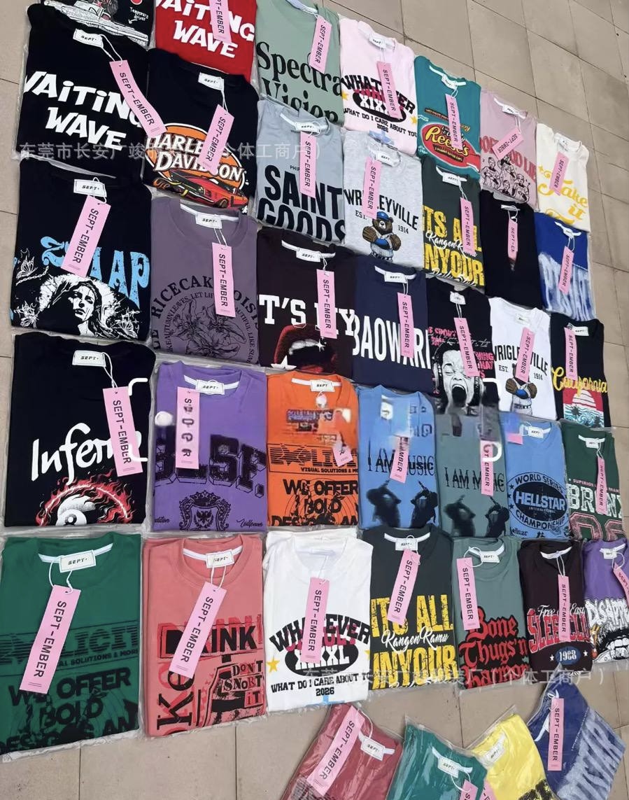 Balle de 25 pièces de la Collection "Urban Streetwear" – T-shirts Graphiques aux Imprimés Audacieux – Image 2
