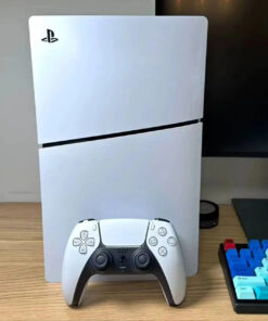 PS5 Slim Disc Edition CASI NEUF avec 1 manette dans carton