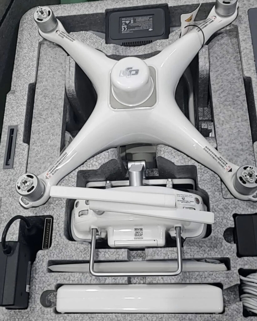 Drone Professionnel Phantom 4 RTK à Longue Portée et Longue Autonomie pour la Cartographie Industrielle, le Relevé et la Mesure, avec Caméra 4K